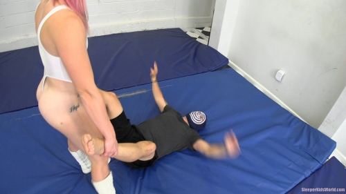 SKW-BEATING-THE-SPREAD-SESSION-ONE-Macy.mp4.0036