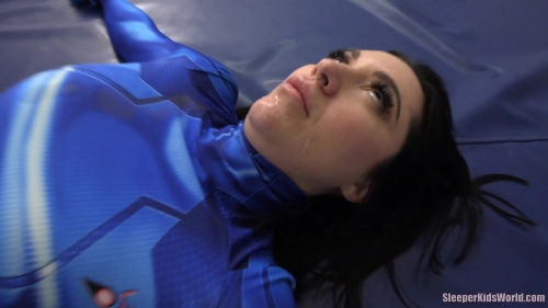 Bruised-Drool-Stained-Bodysuits-1080-Paisley-Monroe.mp4.0052