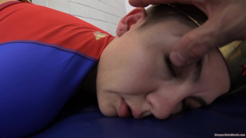 SKW-CONFESSION-TIME-8-Viviane.mp4.0037