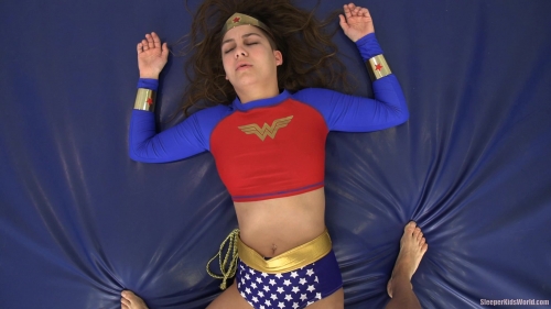 SKW-CONFESSION-TIME-8-Viviane.mp4.0057