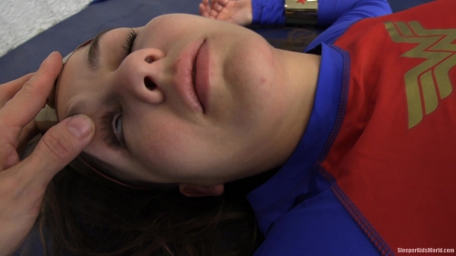 SKW-CONFESSION-TIME-8-Viviane.mp4.0066