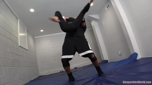 CROSSED-OUT-Lora-Tiny-1080.mp4.0048