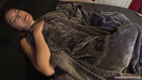 IM-YOUR-JOBBER-GIRL-Rachel-Adams-V-Rockc.mp4.0017