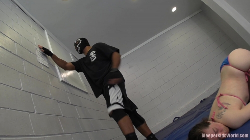 JOBBER-DELIVERY-Shade.m4v.0041