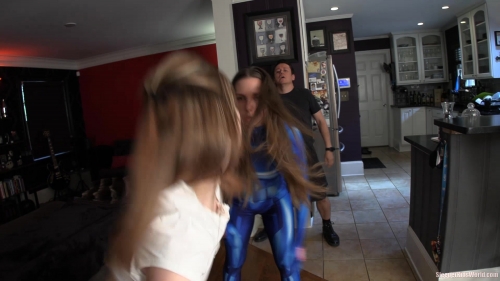 SKW-MONROE-THE-BURGLAR-EMMA-SK.mp4.0114