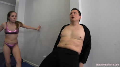 MONROE-vs-THE-KARATE-KID.mp4.0055