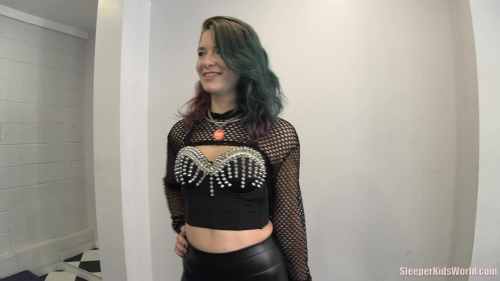 SSP-ORGASMIC-GAUNTLET-EMILY-ZOEY-JOSIE-MONROE.mp4.0016