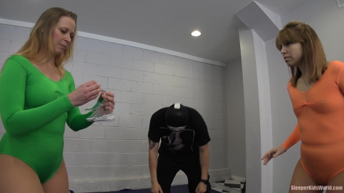 SKW-PEAS-AND-CARROTS-Emma-Serena.mp4.0032