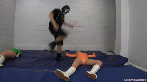 SKW-PEAS-AND-CARROTS-Emma-Serena.mp4.0057