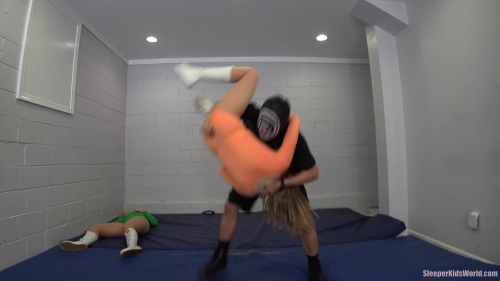 SKW-PEAS-AND-CARROTS-Emma-Serena.mp4.0077