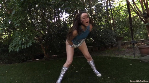 SKW-SENTRY-GIRLS-SESSION-91-Lia.m4v.0019