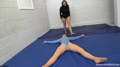 SENTRY-GIRLSSESSION-94-GIA-LOVE-TERRA.mp4.0067