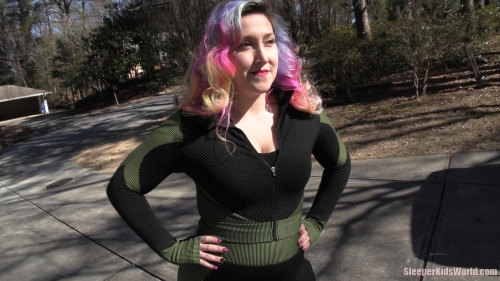 BAILEY-AMO-DAKOTA-VS-VIOLET-004.mp4.0003