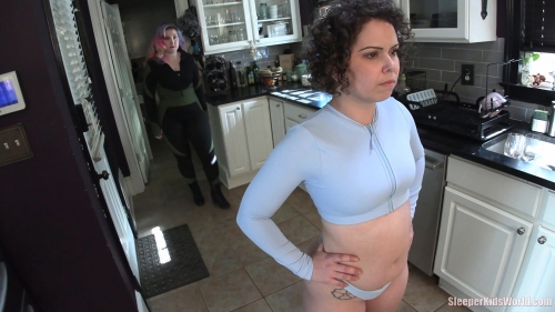 BAILEY-AMO-DAKOTA-VS-VIOLET-004.mp4.0046