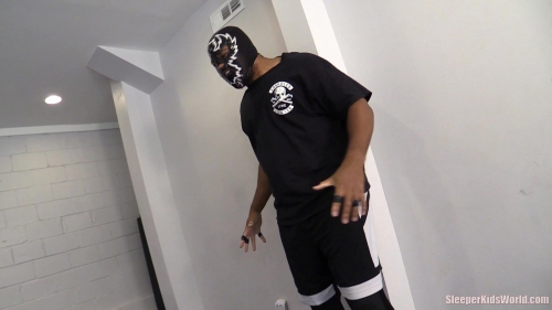 SKW-SLAIN-IN-SILVER-Tiny-luna.m4v.0048