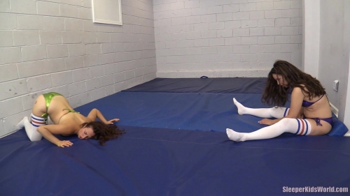 UNDER-THE-INFLUENCE-19th-BATTLE-Karly-lia.mp4.0026