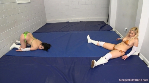 UNDER-THE-INFLUENCE-20th-BATTLE-Tilly-galas.mp4.0027