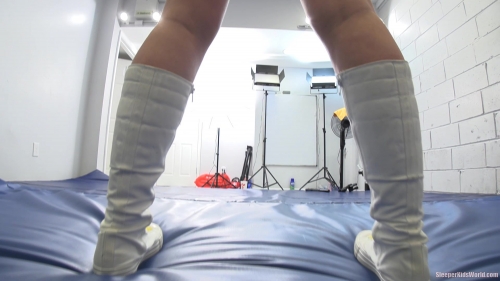 SKW-ZAKO-KOs-chapter-two-LUNA-LAIN.mp4.0007