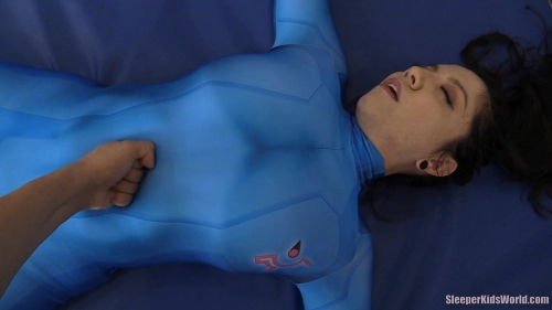 ZERO-SUIT-BRUTALITY-5-jinx.mp4.0031